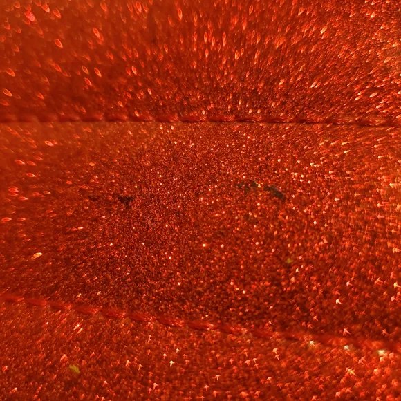 LUX DE VILLE RED SPARKLE WALLET - Picture 5 of 15